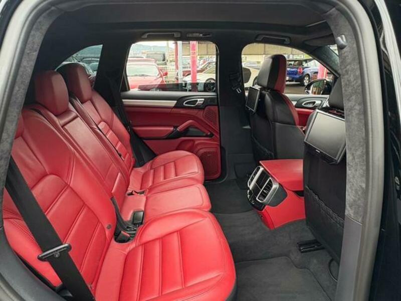 CAYENNE