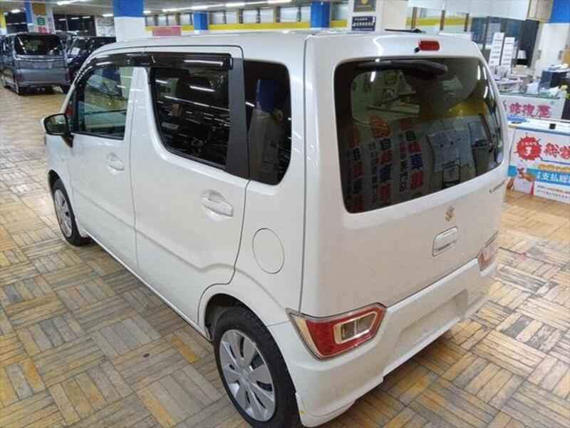 WAGON R