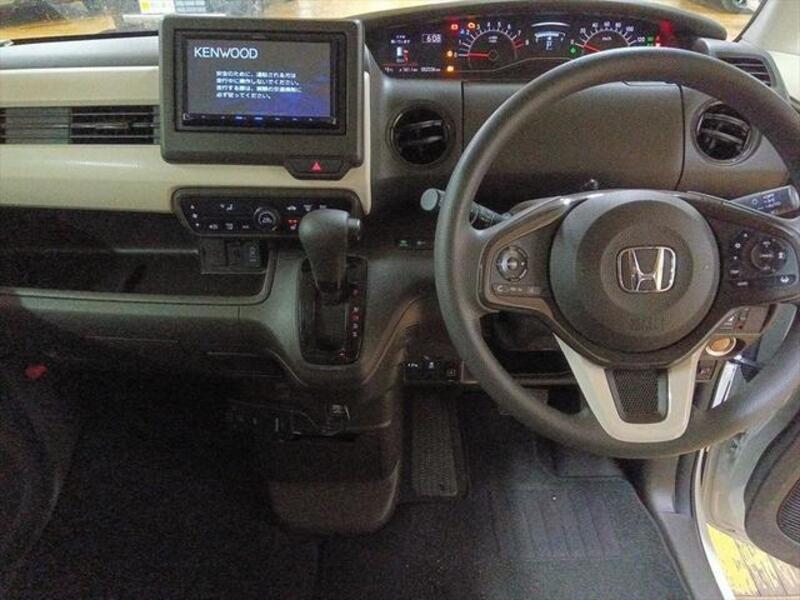 N BOX
