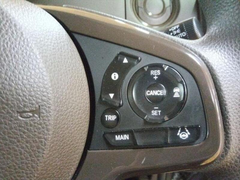 N BOX