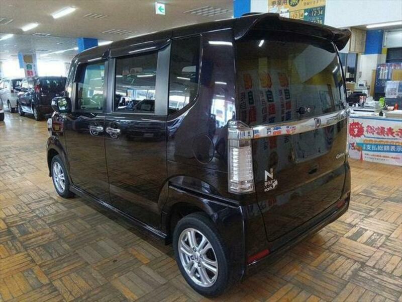 N BOX CUSTOM