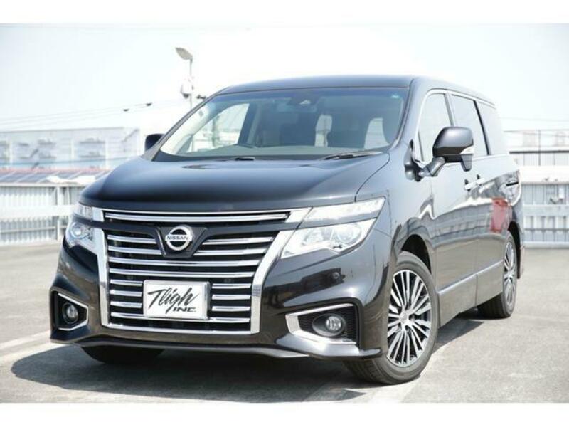 NISSAN ELGRAND