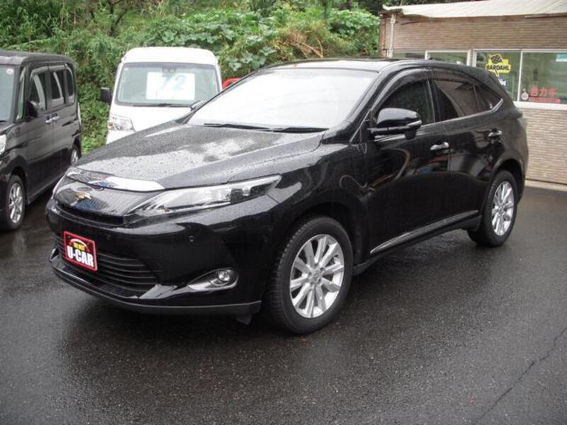 TOYOTA HARRIER