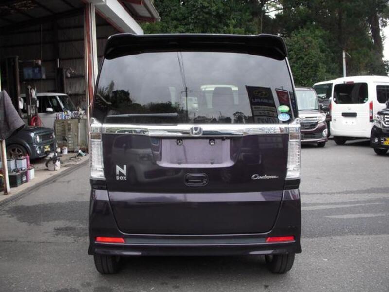 N BOX CUSTOM
