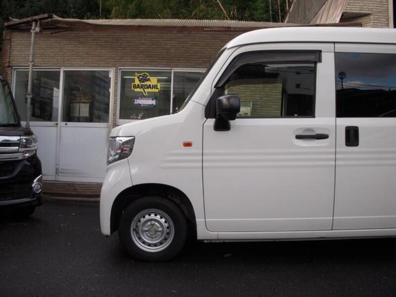 N-VAN
