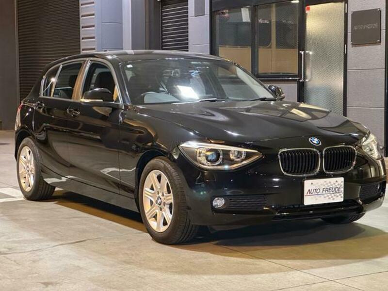 BMW 1 SERIES