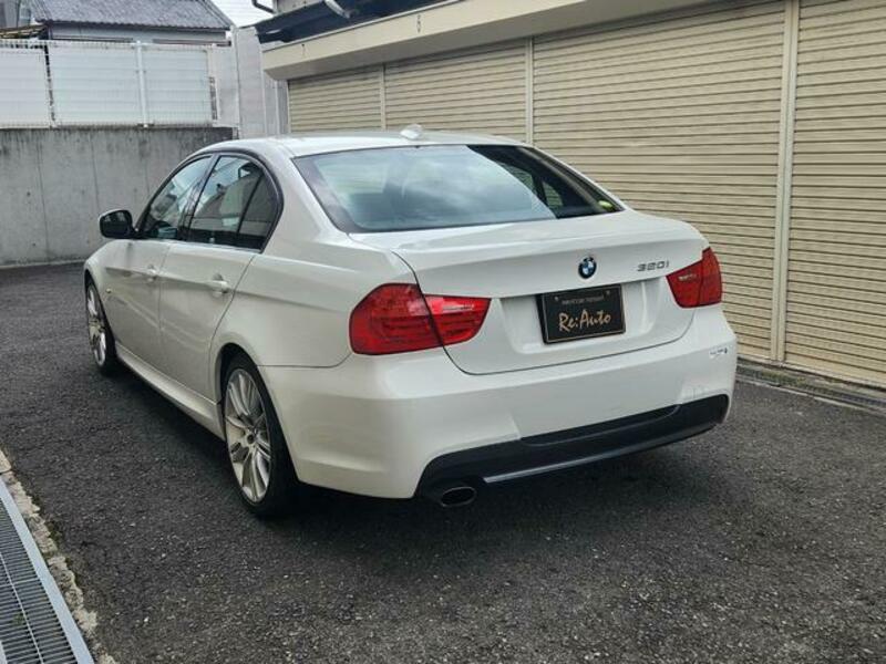 3 SERIES