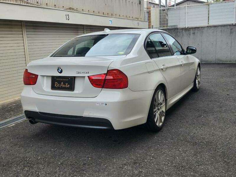 3 SERIES