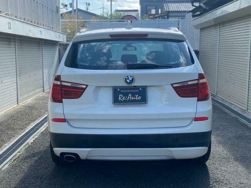 X3
