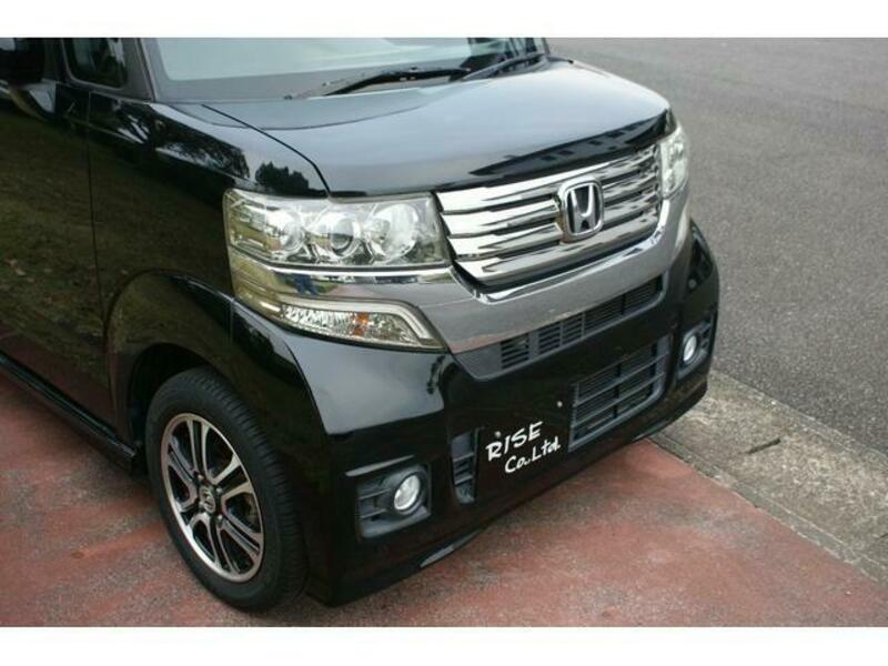 N BOX CUSTOM