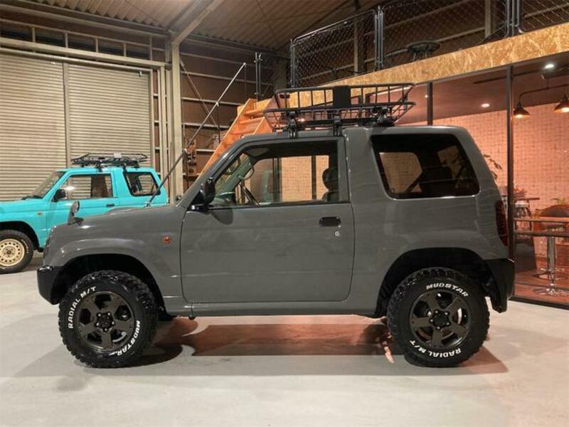 PAJERO MINI