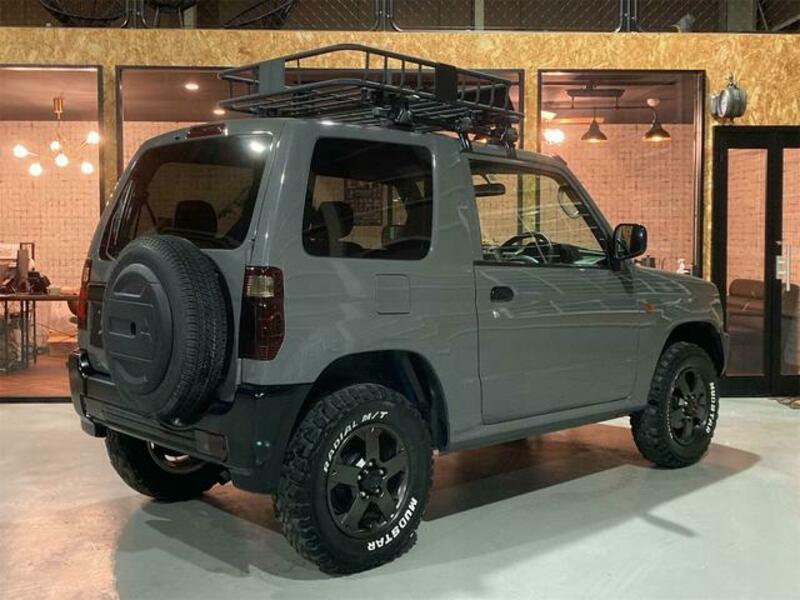 PAJERO MINI