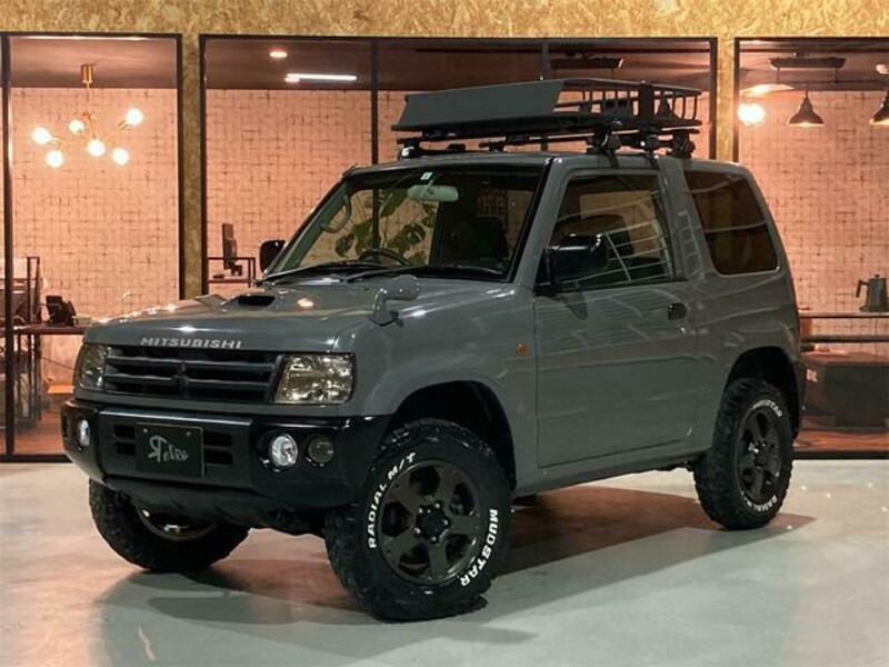 MITSUBISHI PAJERO MINI