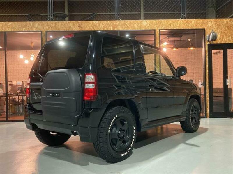 PAJERO MINI