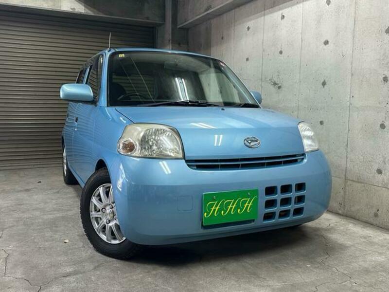 DAIHATSU ESSE