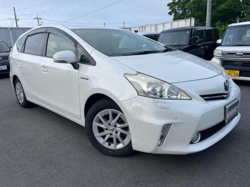 PRIUS ALPHA