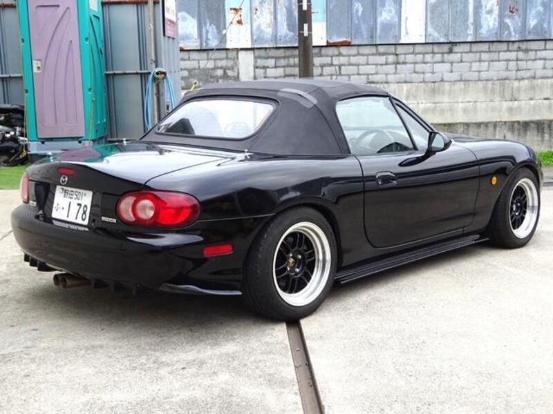 ROADSTER