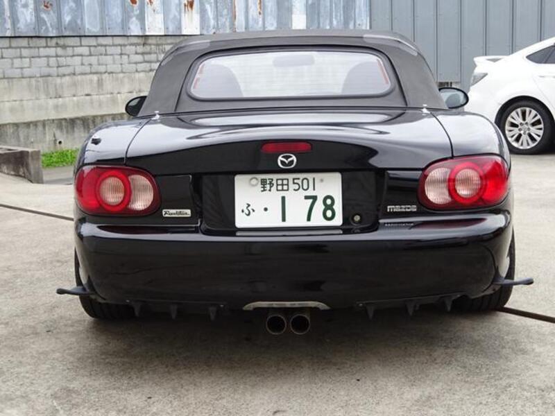 ROADSTER