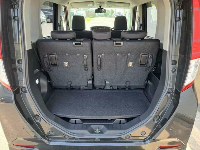 ROOMY