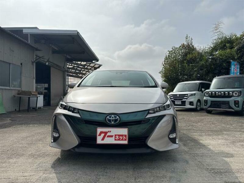 PRIUS PHV