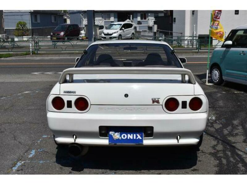 SKYLINE