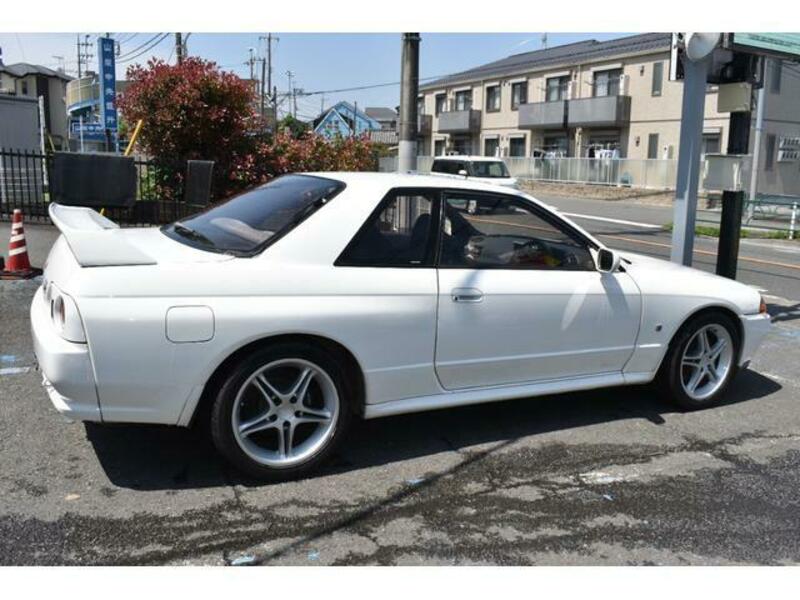 SKYLINE