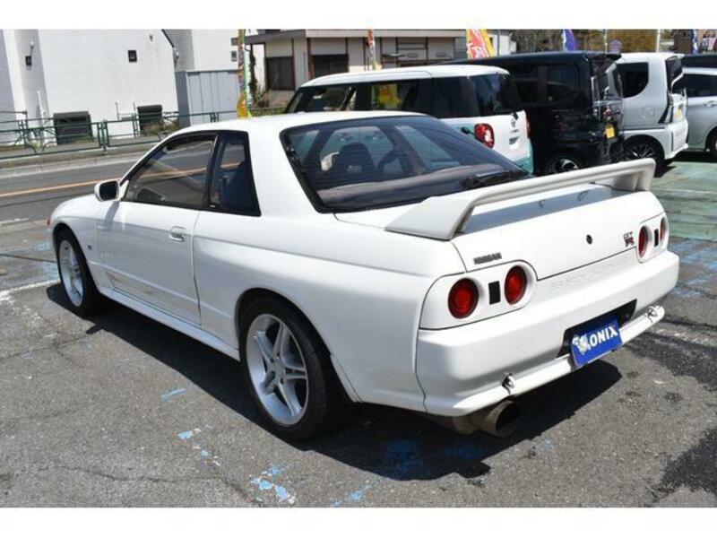 SKYLINE
