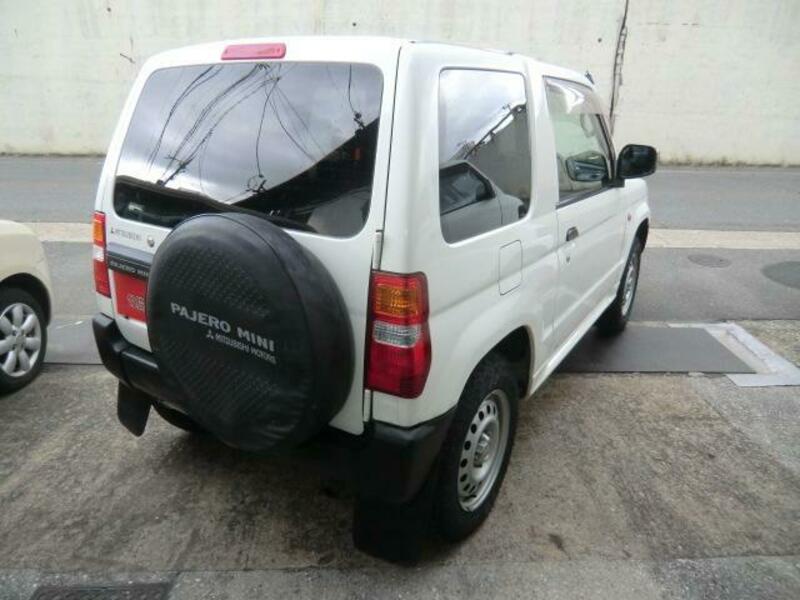 PAJERO MINI