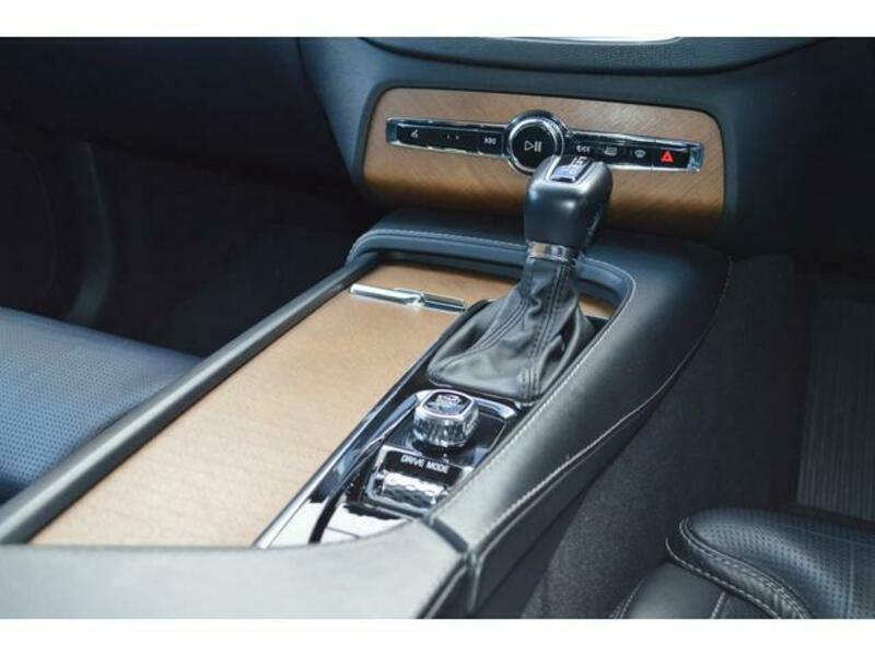 XC90