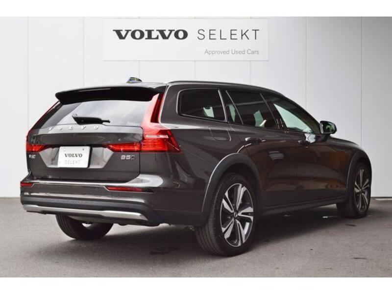 V60