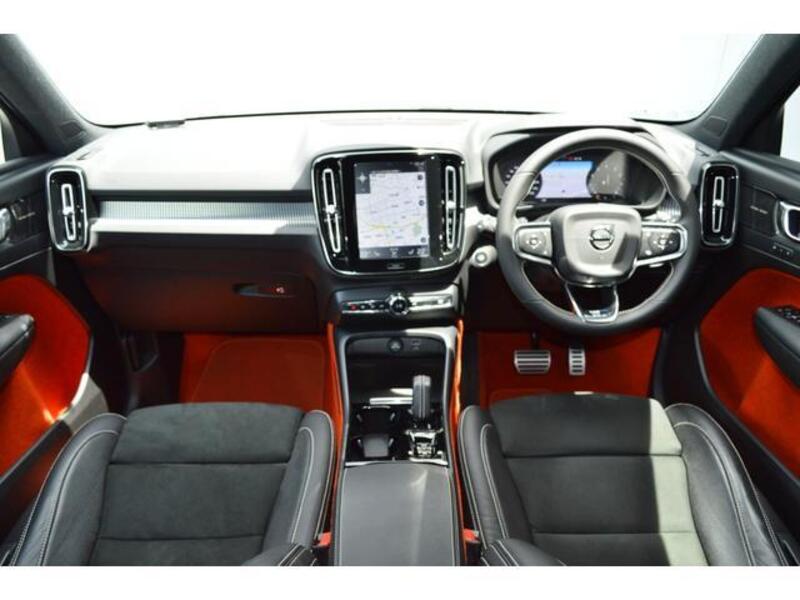 XC40