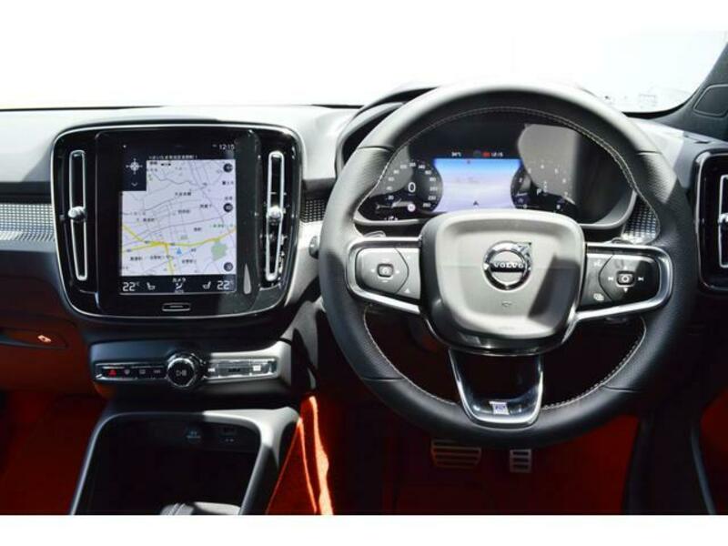 XC40