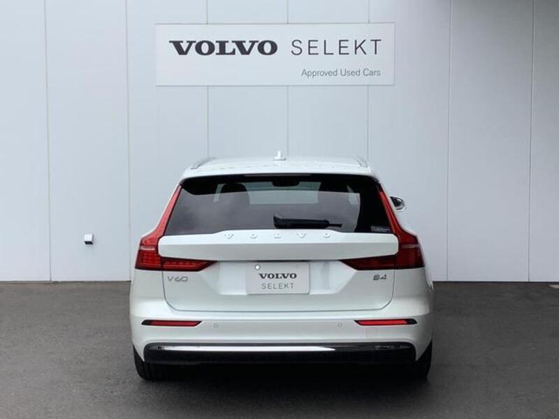V60