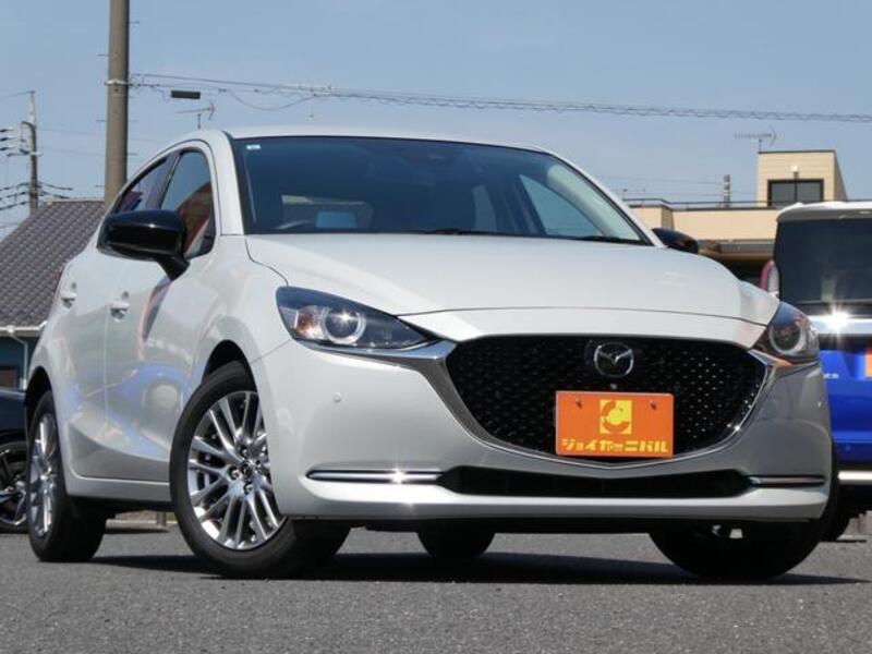 MAZDA2