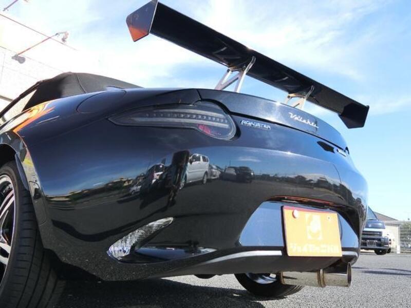 ROADSTER