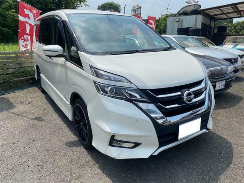 NISSAN SERENA