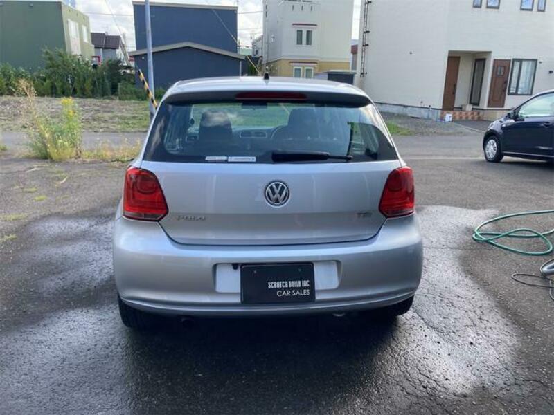 POLO
