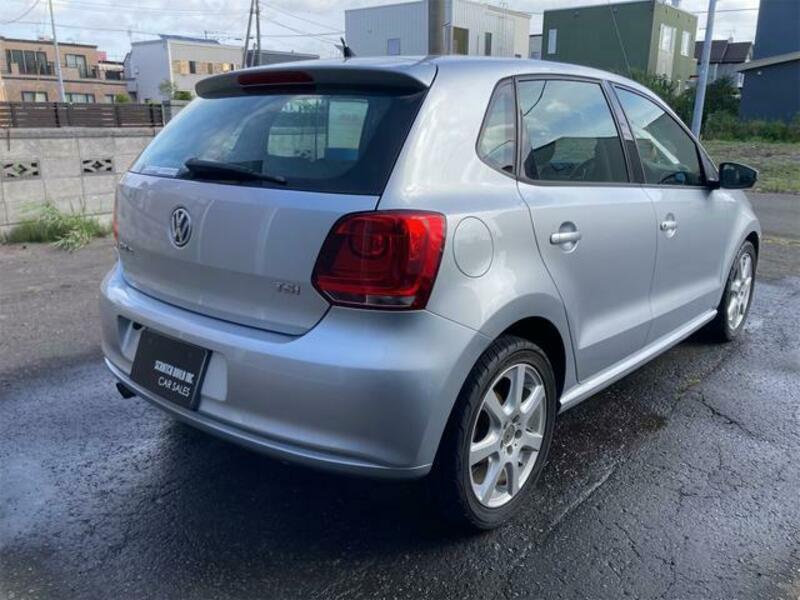 POLO