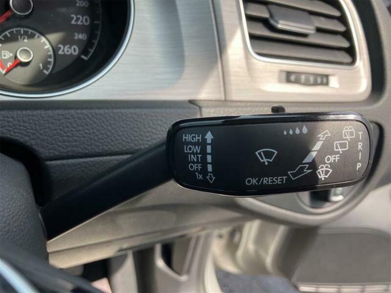 GOLF VARIANT