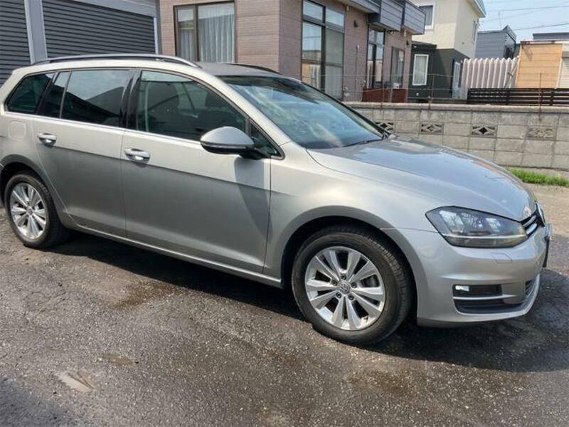 GOLF VARIANT