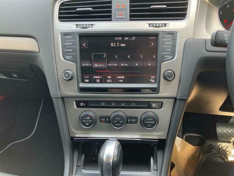GOLF VARIANT