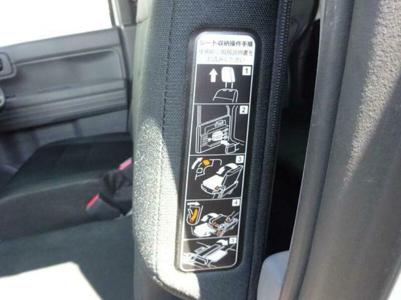 N-VAN