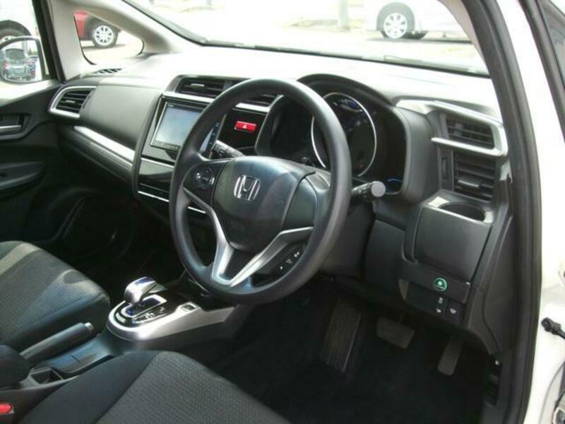 FIT HYBRID