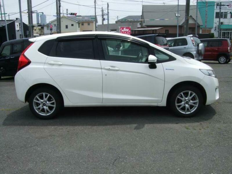 FIT HYBRID