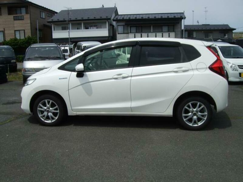 FIT HYBRID