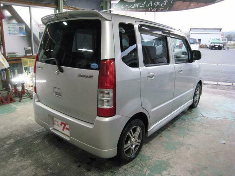 WAGON R