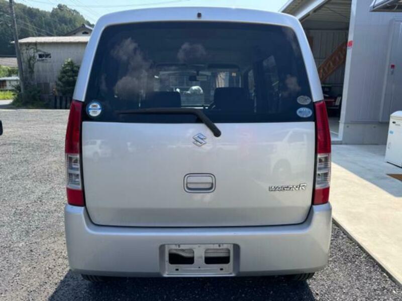 WAGON R