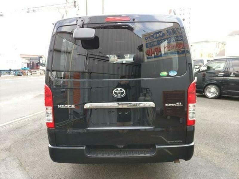 HIACE VAN