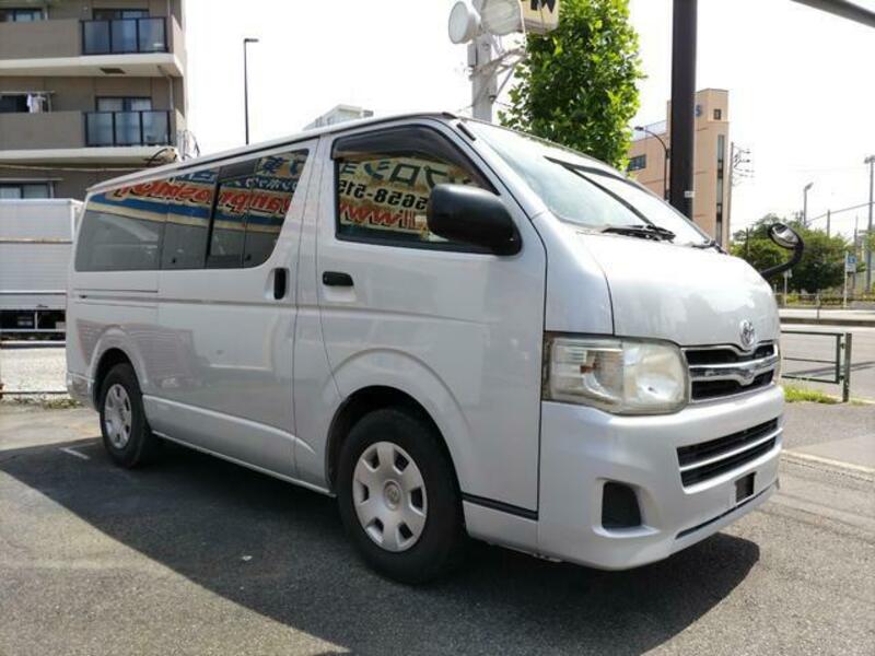 HIACE VAN