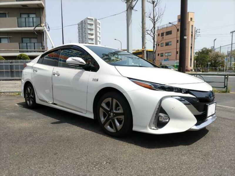 PRIUS PHV